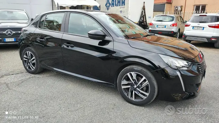 Peugeot 208 2023 photo 4