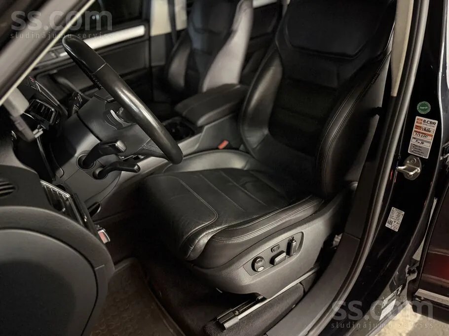 Volkswagen Touareg 2016 photo 4