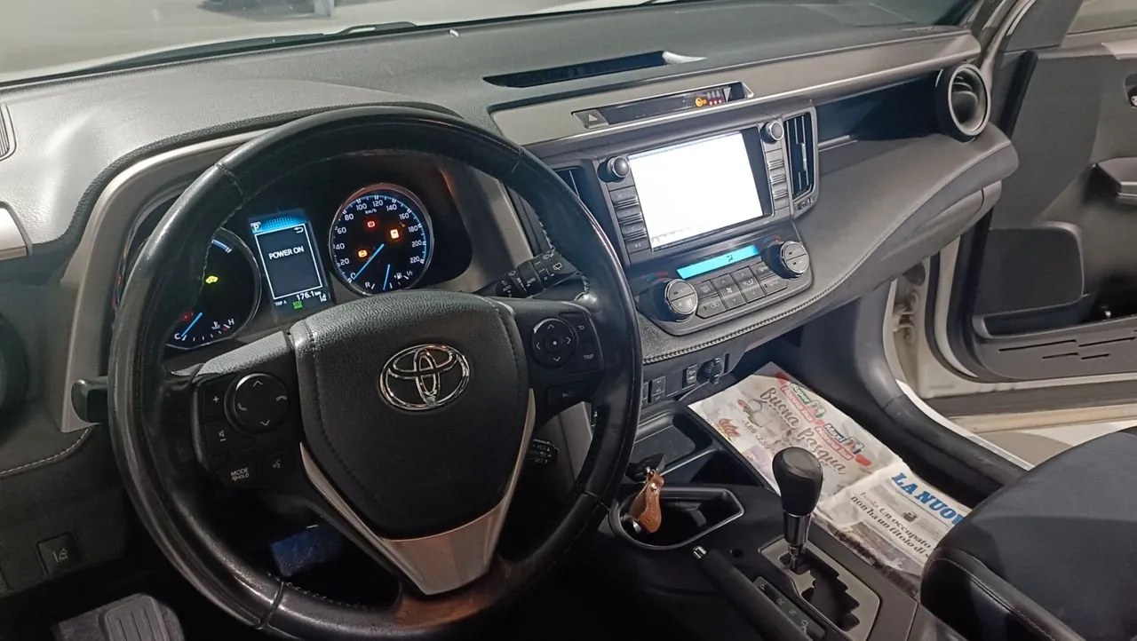 Toyota Rav4 2017 photo 5