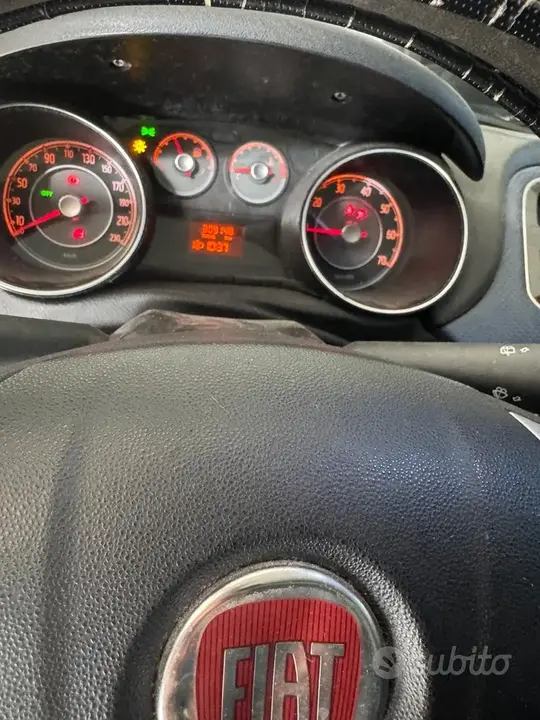 Fiat Punto Evo 2010 photo 4
