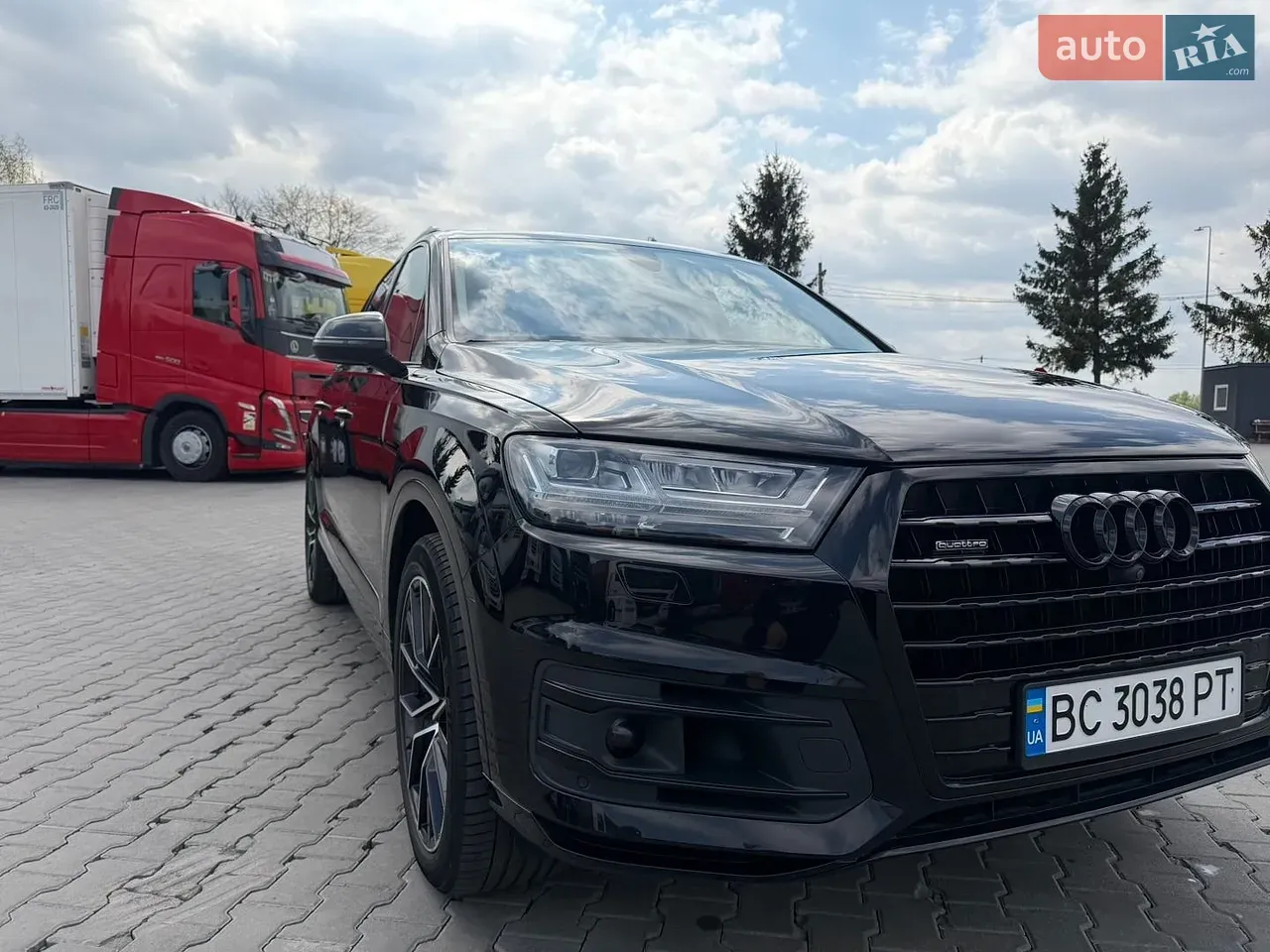 Audi Q7 2018 photo 5