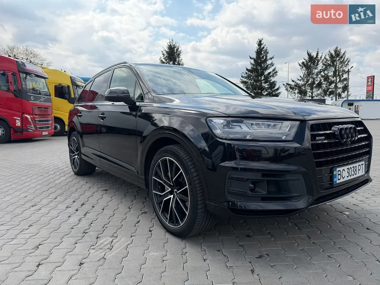 Audi Q7 2018 photo 4