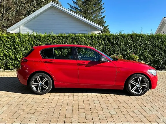 BMW 118I 2012 photo 2