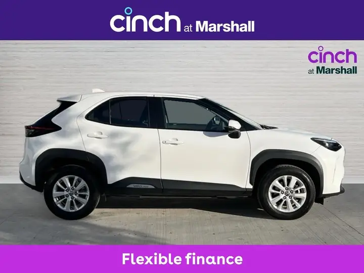 Toyota Yaris Cross 2023 photo 2