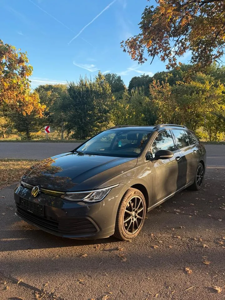 Volkswagen Golf 8 Variant