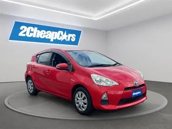 Toyota Aqua 2014 photo 4