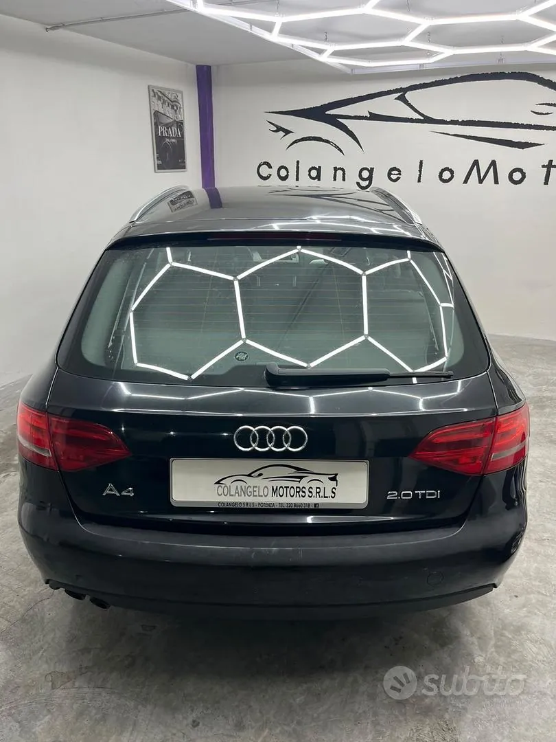 Audi A4 2008 photo 2