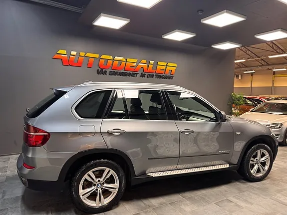 BMW X5 2011 photo 2