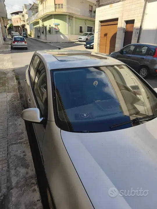 Volkswagen Golf 2006 photo 2