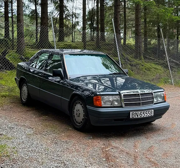 Mercedes-Benz 190 E