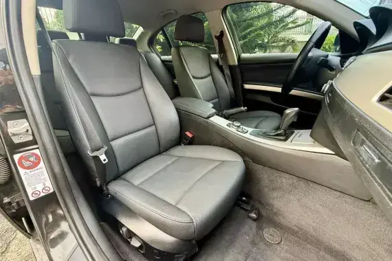 BMW 318I 2012 photo 4