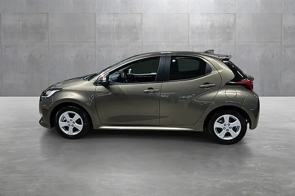 Toyota Yaris 2024 photo 2