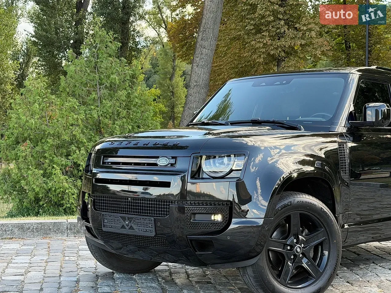 Land Rover Defender 2022 photo 3
