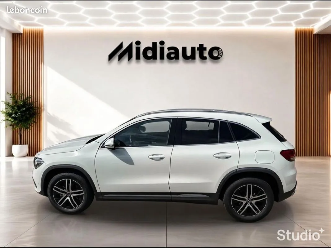 Mercedes-Benz Gla 2022 photo 2