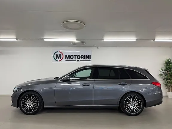 Mercedes-Benz C180 2023 photo 4