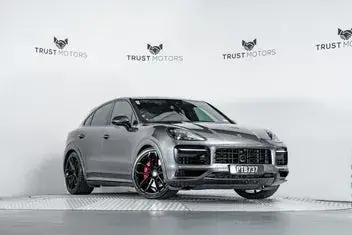 Porsche Cayenne 2023 photo 2