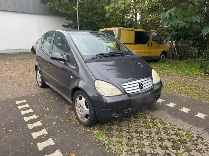 Mercedes-Benz A 190