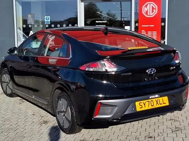 Hyundai Ioniq 2021 photo 2