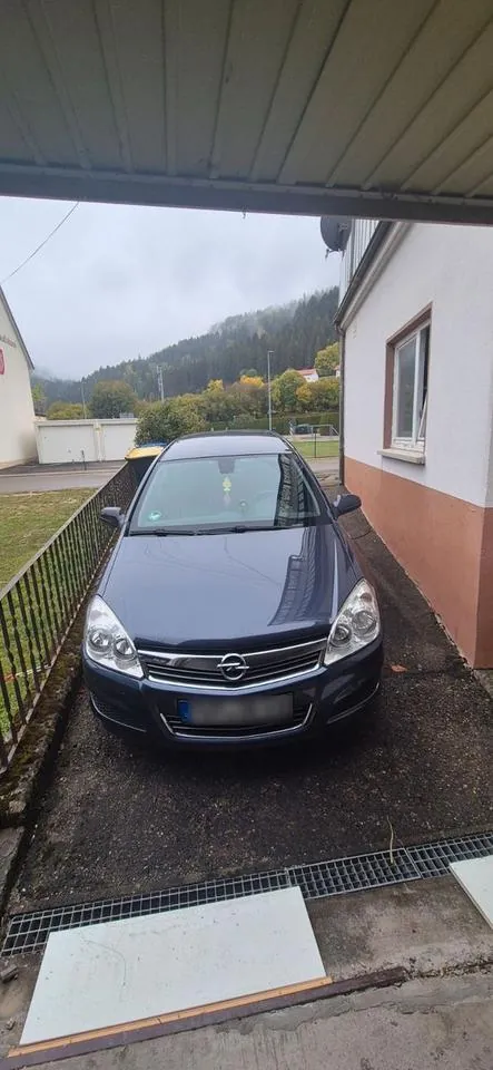 Opel Astra Caravan