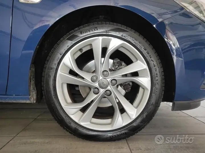 Opel Astra 2019 photo 3