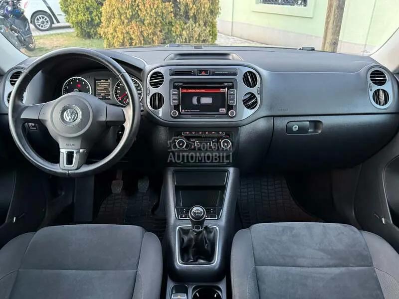 Volkswagen Tiguan 2011 photo 2
