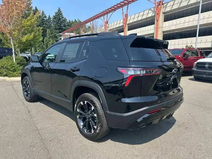 Chevrolet Equinox 2027 photo 5