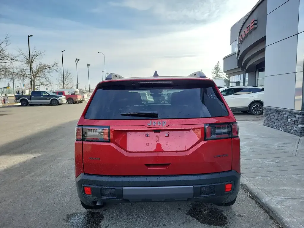 Jeep Cherokee 2026 photo 3