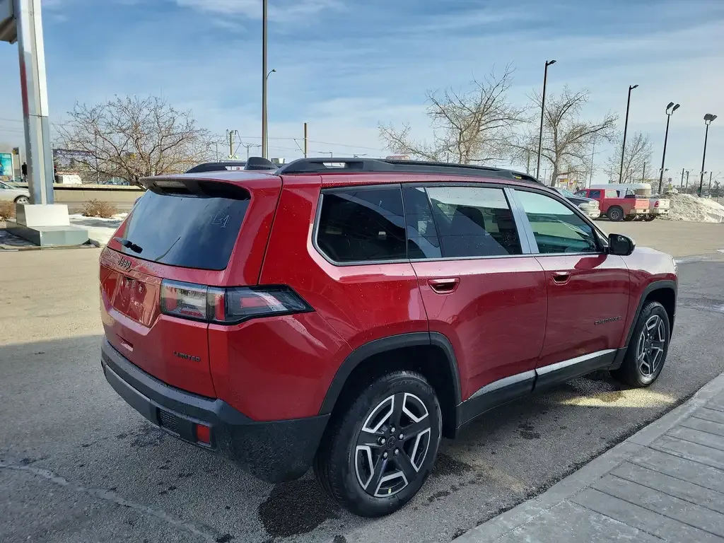 Jeep Cherokee 2026 photo 4