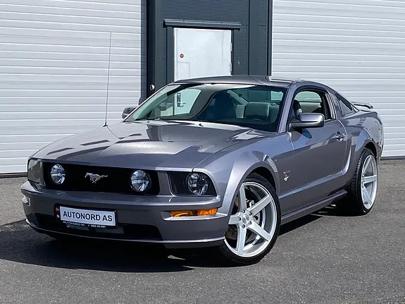 Ford Mustang 2006 photo 2