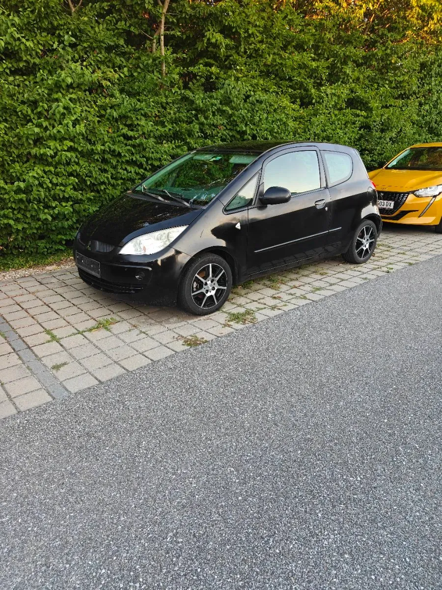 Mitsubishi Colt