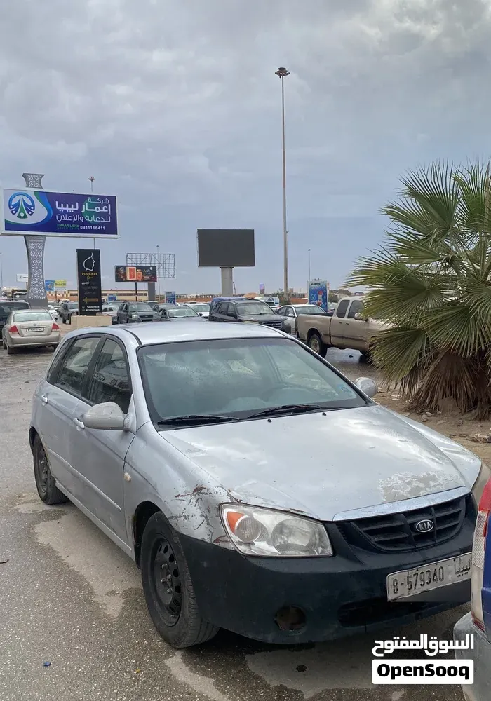 Kia Spectra 2005 photo 2