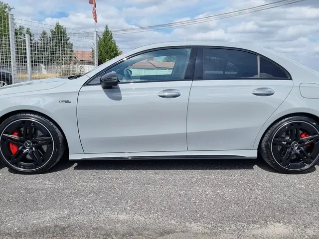 Mercedes-Benz A-Class 2025 photo 4
