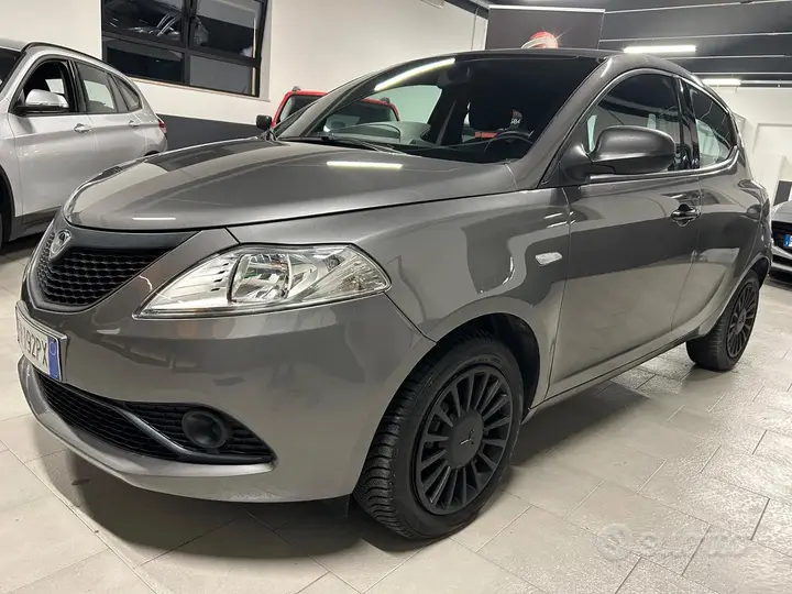 Lancia Ypsilon 2018 photo 3