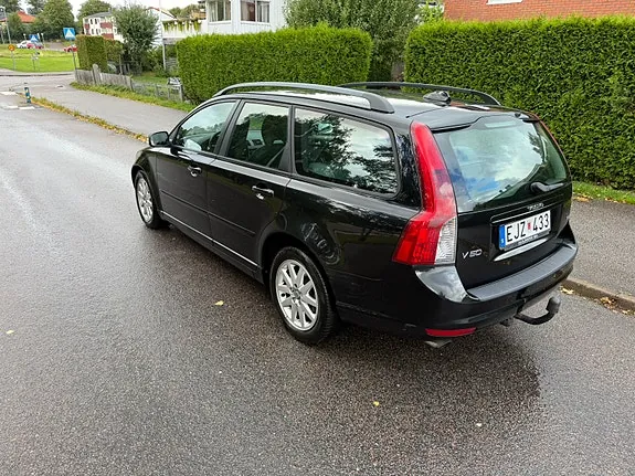 Volvo V50 2008 photo 2