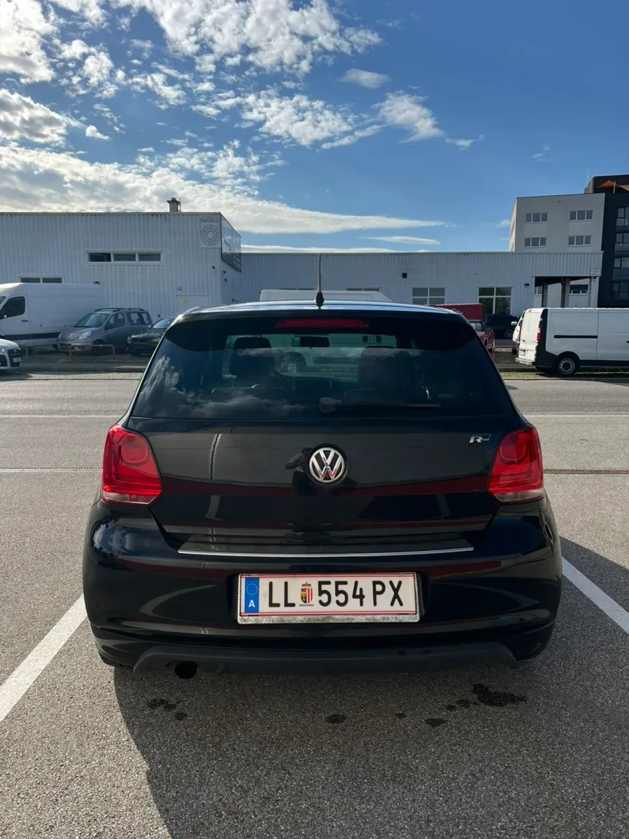 Volkswagen Polo 2012 photo 2