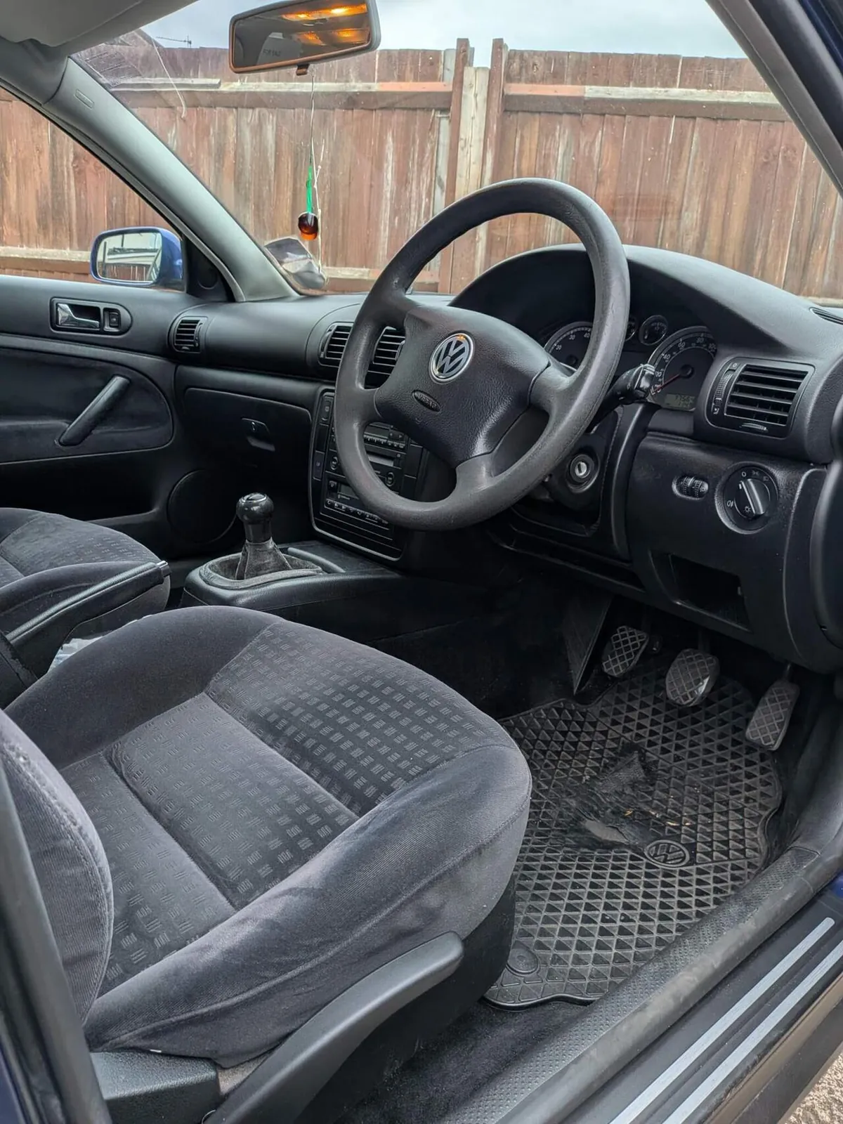 Volkswagen Passat 2002 photo 4