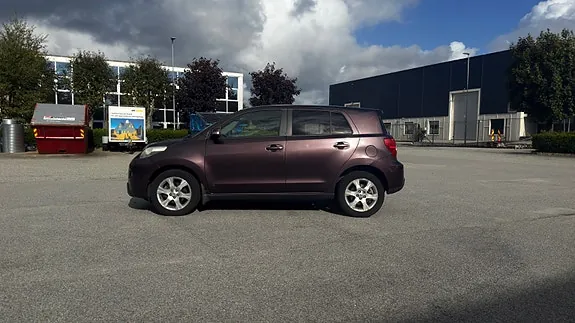 Toyota Urban Cruiser 2010 photo 4