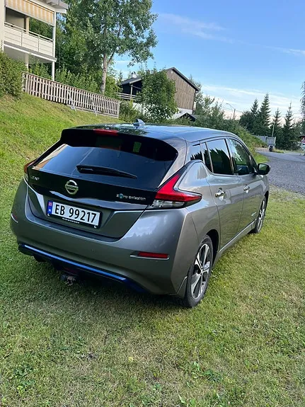 Nissan Leaf 2020 photo 2