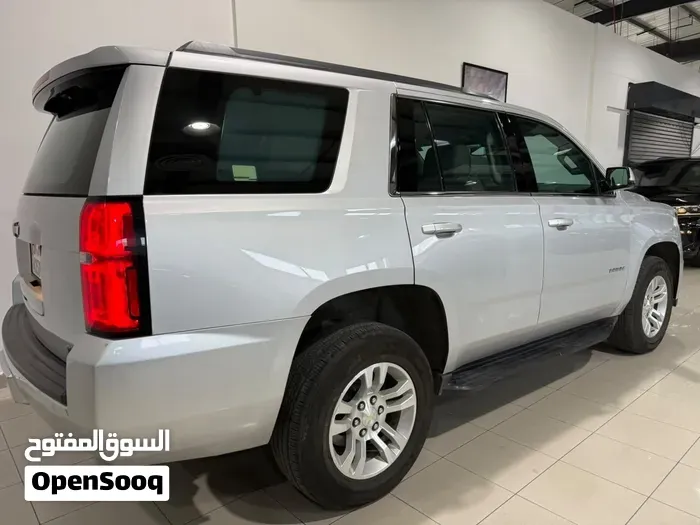 Chevrolet Tahoe 2020 photo 2