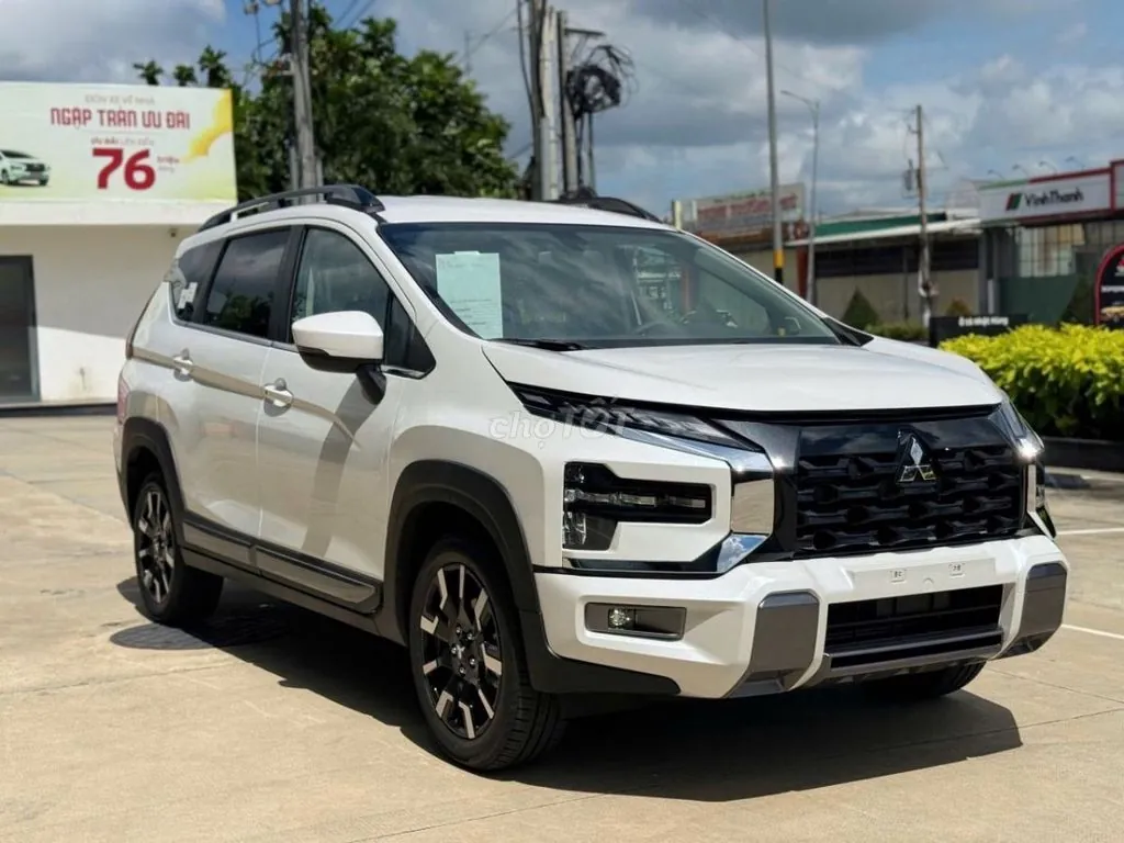Mitsubishi Xpander Cross