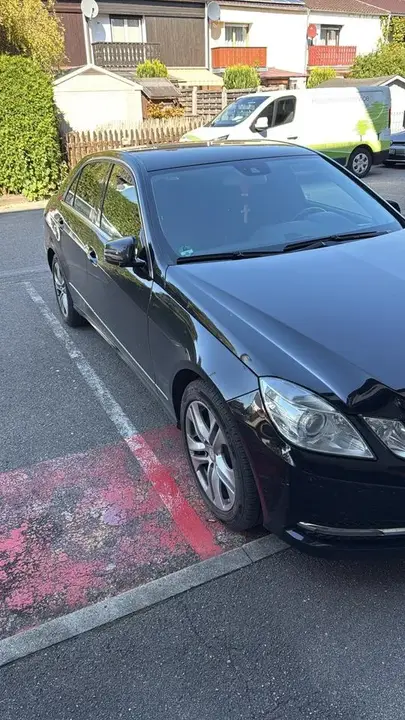 Mercedes-Benz E300