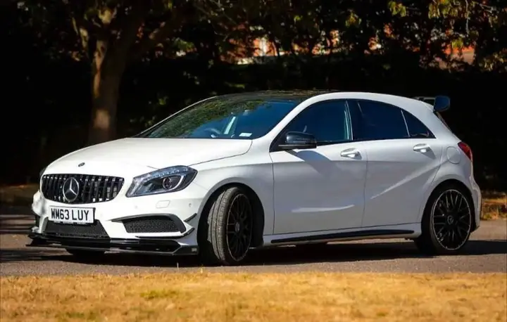 Mercedes-Benz A-Class 2013 photo 4