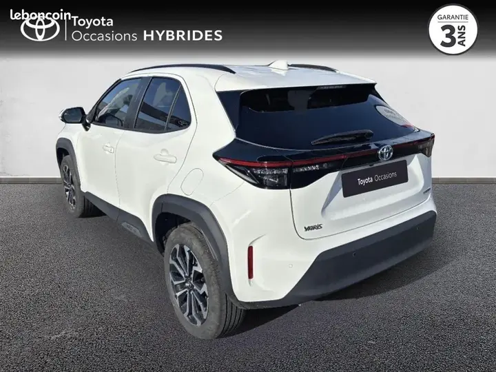 Toyota Yaris Cross 2024 photo 2