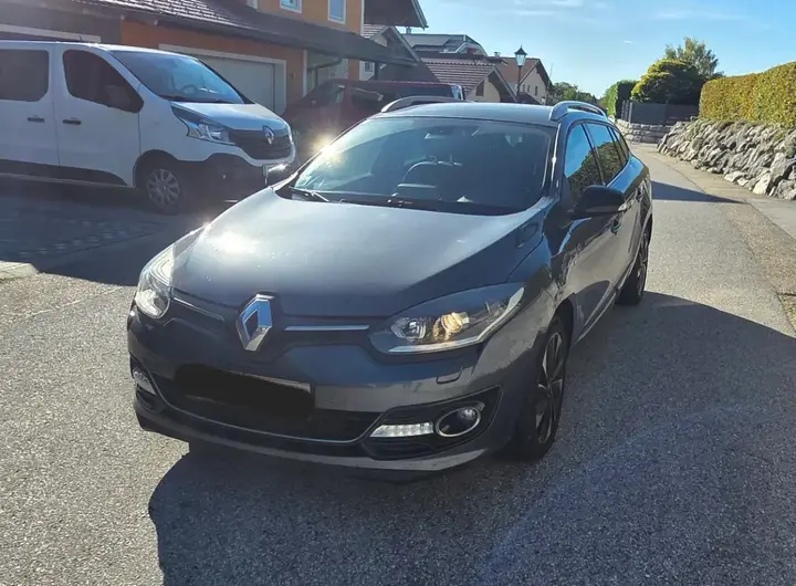 Renault Megane 2015 photo 2