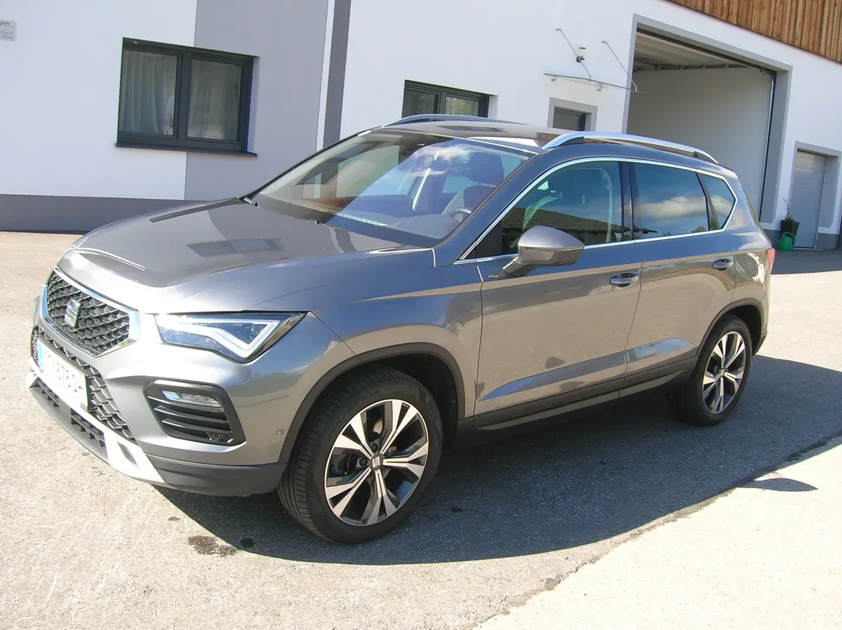Seat Ateca 2023 photo 2