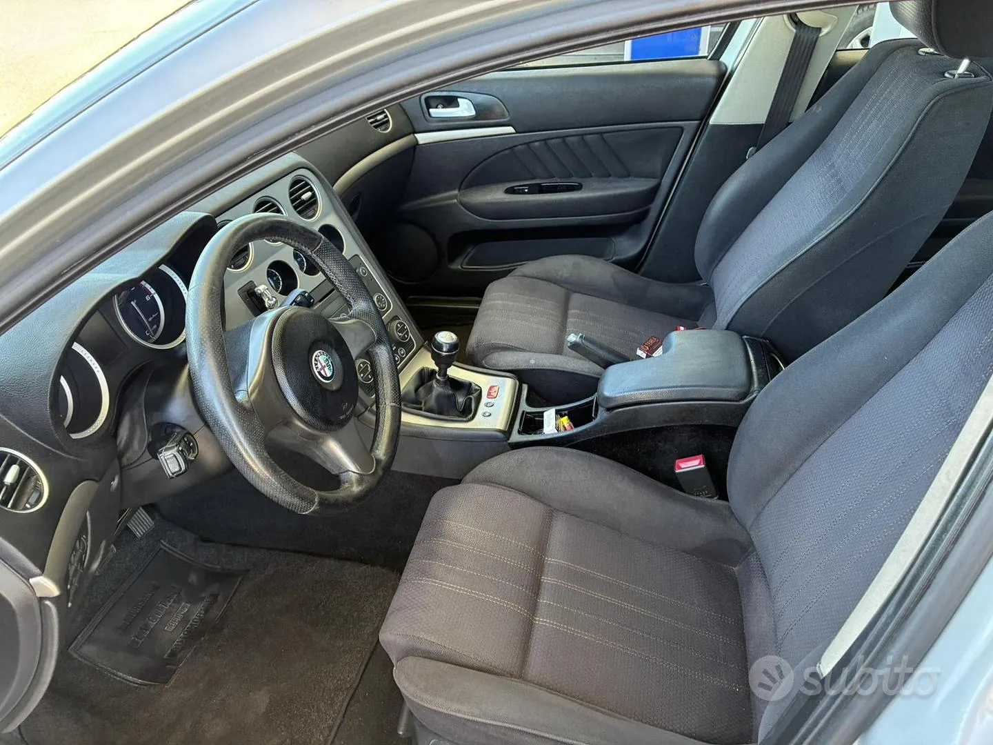 Alfa Romeo 159 2008 photo 4