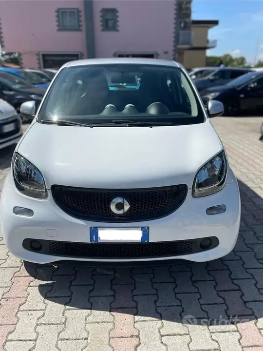 Smart Forfour 2017 photo 3