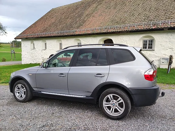 BMW X3 2005 photo 2