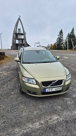 Volvo V50 2010 photo 3