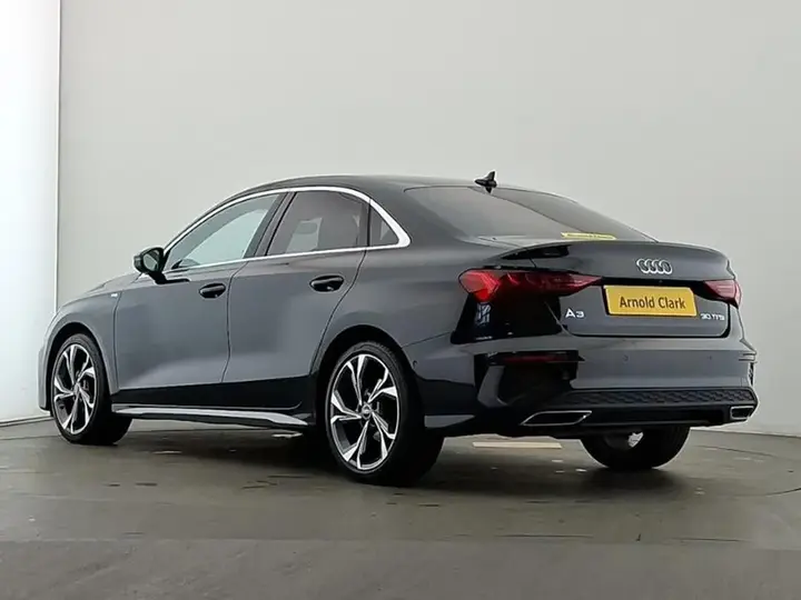 Audi A3 2023 photo 2